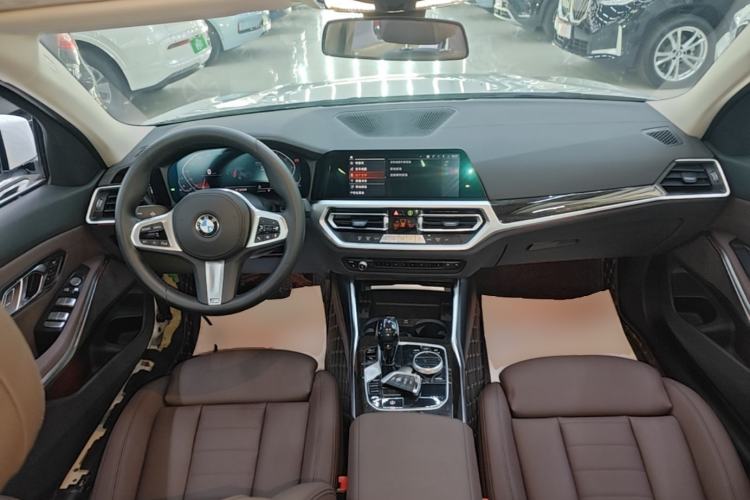 Used BMW 3 Series 2020 Restyled 325Li M Sport Package Center Console