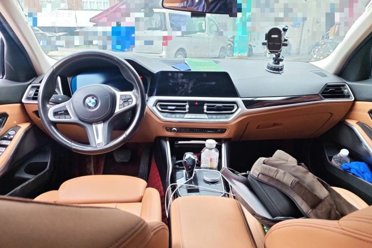 Used BMW 3 Series 2020 320Li M Sport Package Center Console