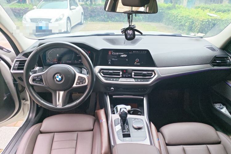 Used BMW 3 Series 2020 Restyled 325i M Sport Night Edition Package Center Console