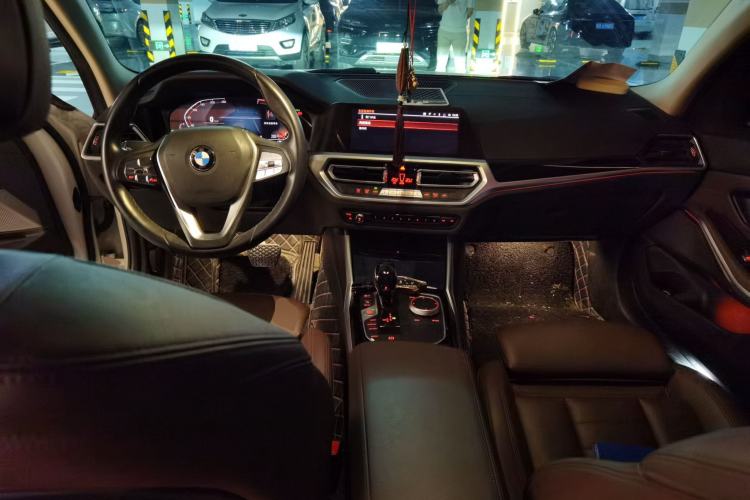 Used BMW 3 Series 2020 325Li First Edition Center Console