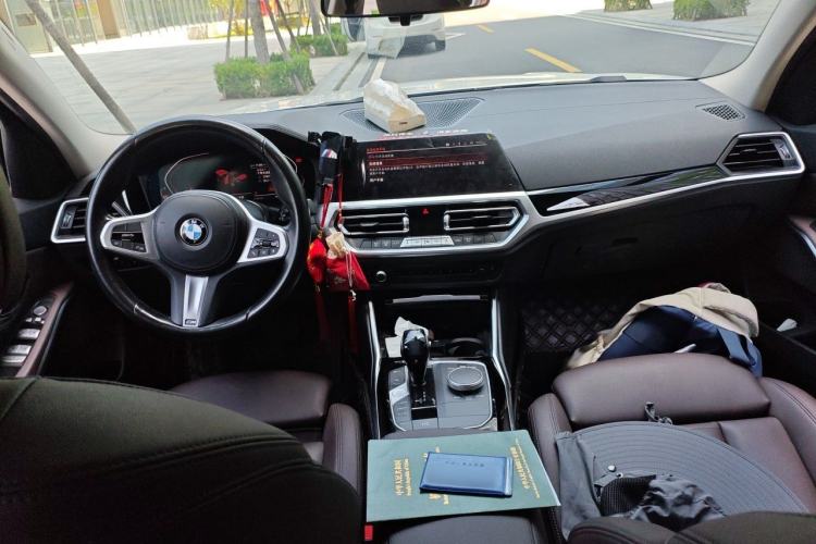 Used BMW 3 Series 2020 320Li M Sport Package Center Console