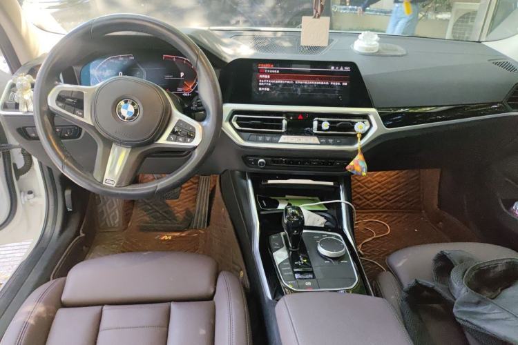 Used BMW 3 Series 2020 320Li M Sport Package Center Console
