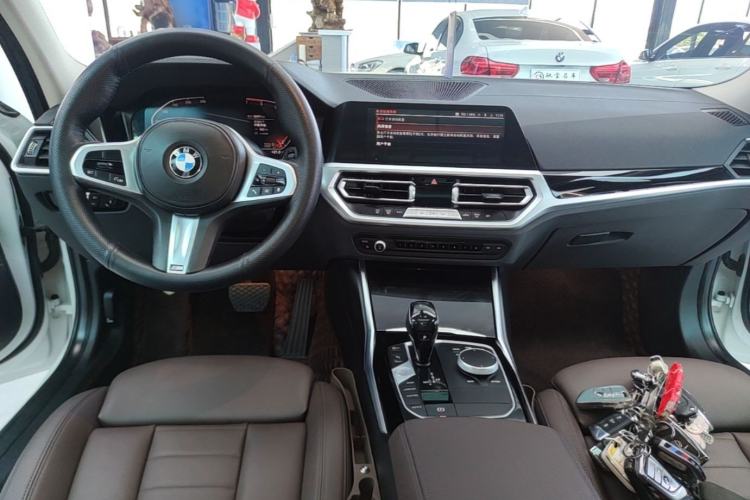 Used BMW 3 Series 2020 320Li M Sport Package Center Console