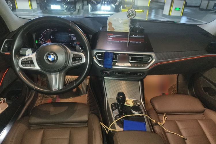 Used BMW 3 Series 2020 Facelifted 325Li M Sport Night Edition Package Center Console