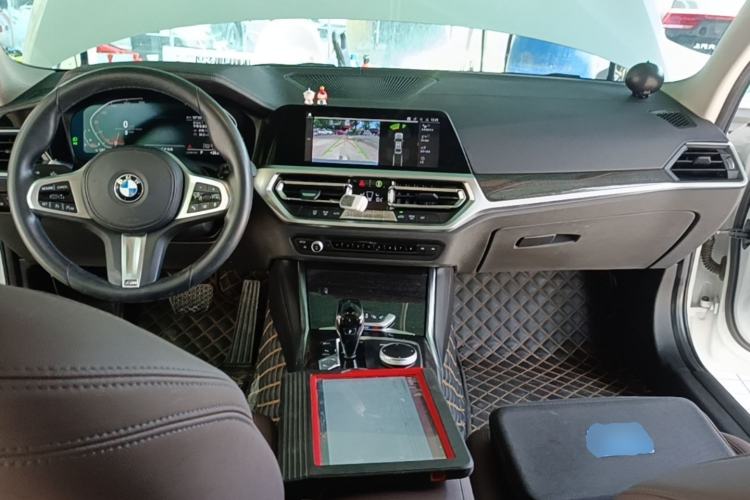 Used BMW 3 Series 2020 Restyled 325Li M Sport Package Center Console