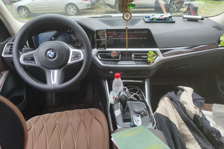 Used BMW 3 Series 2020 320Li M Sport Package Center Console
