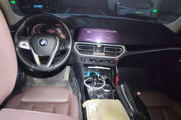 Used BMW 3 Series 2020 325Li First Edition Center Console