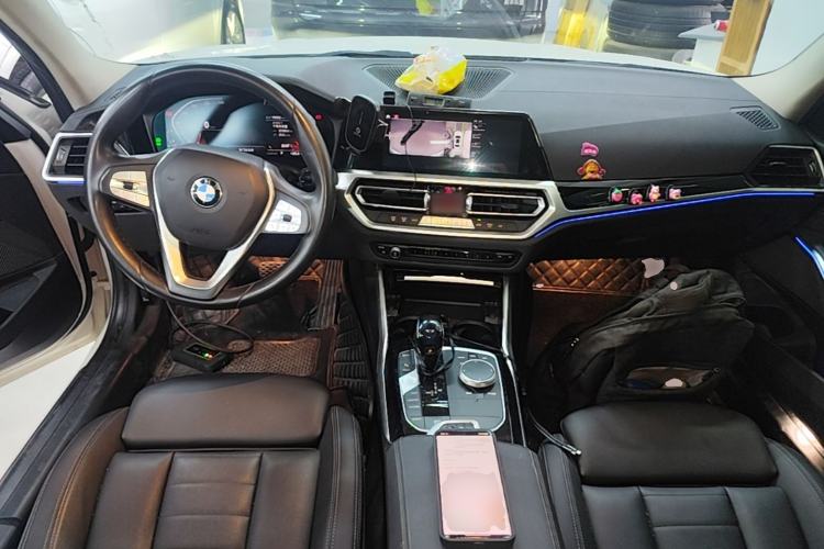 Used BMW 3 Series 2020 325Li First Edition Center Console