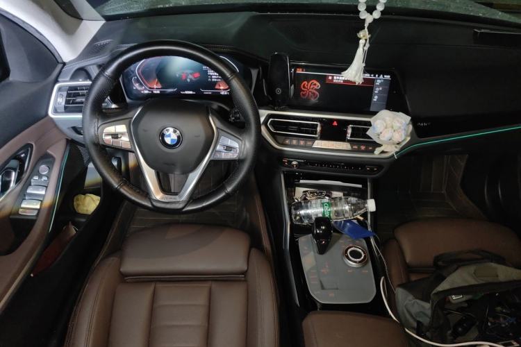 Used BMW 3 Series 2020 325Li First Edition Center Console