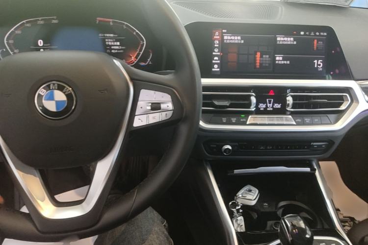 Used BMW 3 Series 2020 325Li First Edition Center Console
