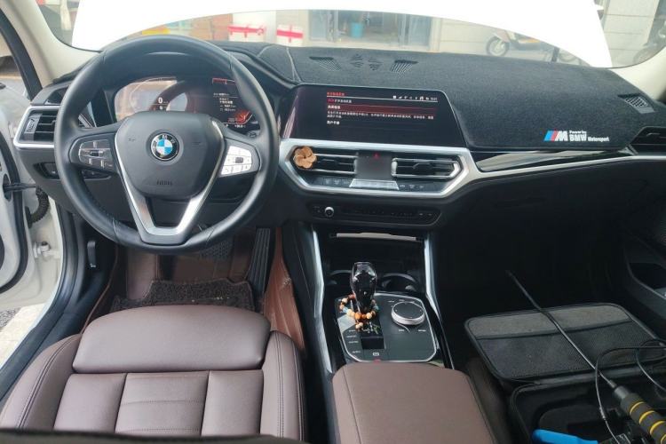Used BMW 3 Series 2020 325Li First Edition Center Console