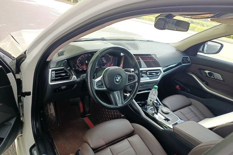 Used BMW 3 Series 2020 320Li M Sport Package Center Console