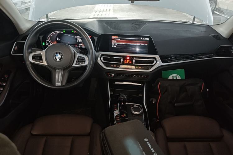 Used BMW 3 Series 2020 320Li M Sport Package Center Console