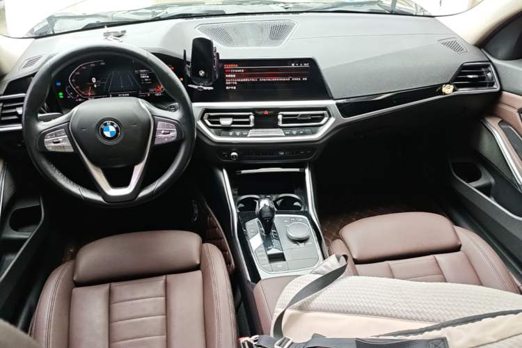 Used BMW 3 Series 2020 325Li First Edition Center Console