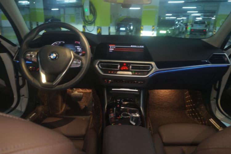 Used BMW 3 Series 2020 325Li First Edition Center Console