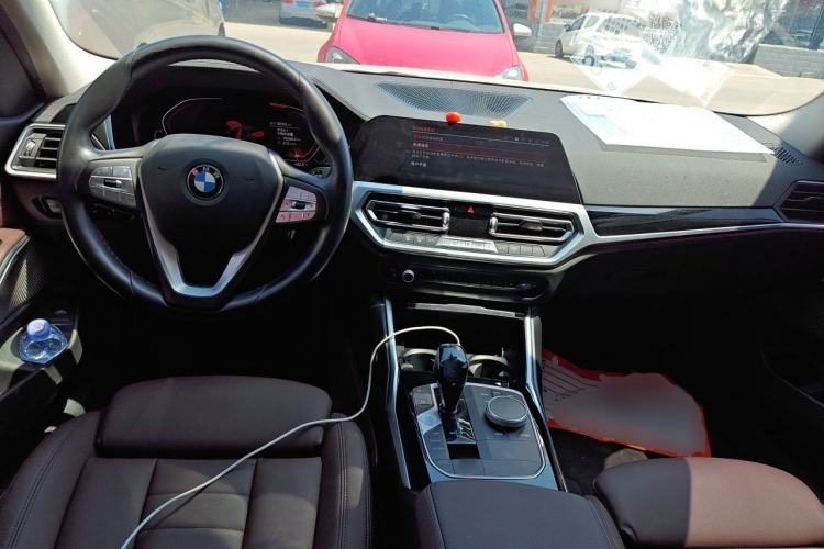 Used BMW 3 Series 2020 325Li First Edition Center Console