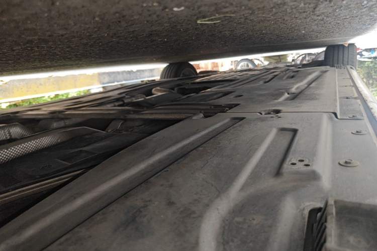 Used BMW 3 Series 2020 325Li M Sport Package Chassis Front Left