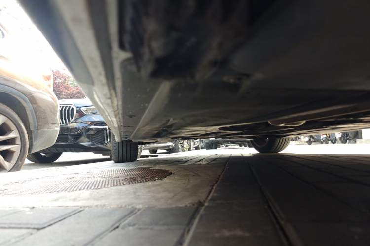 Used BMW 3 Series 2020 325Li First Edition Chassis Front Right