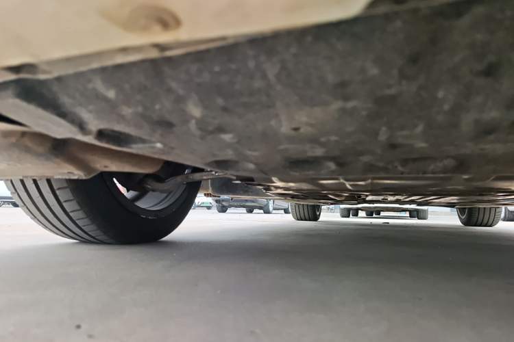 Used BMW 3 Series 2020 325Li M Sport Package Chassis Front Right