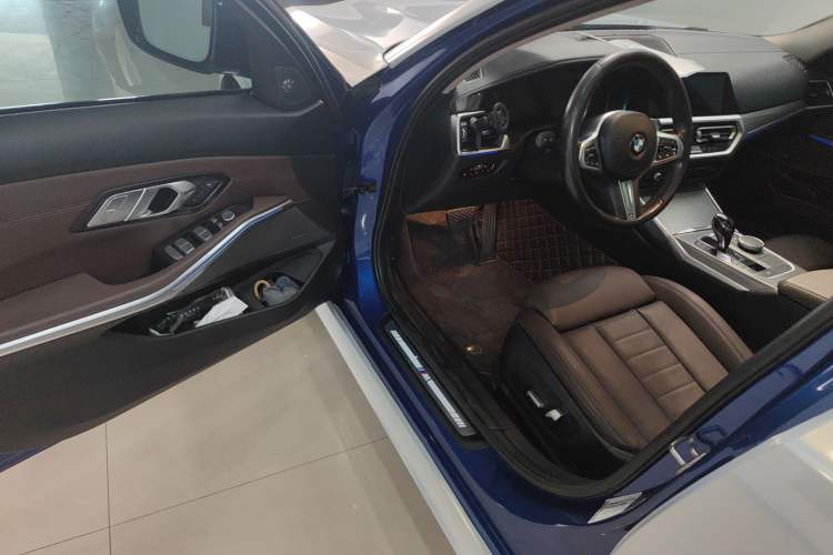 Used BMW 3 Series 2020 Restyled 325Li M Sport Package Driver Seat