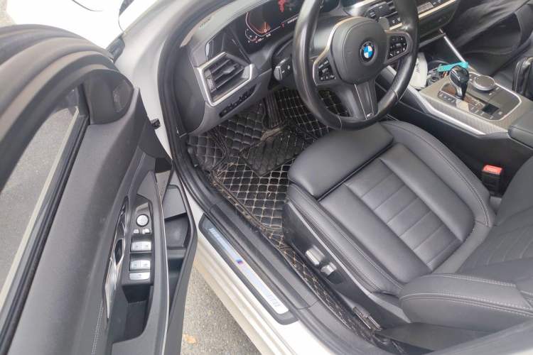 Used BMW 3 Series 2020 Facelifted 325Li M Sport Night Edition Package Driver Seat