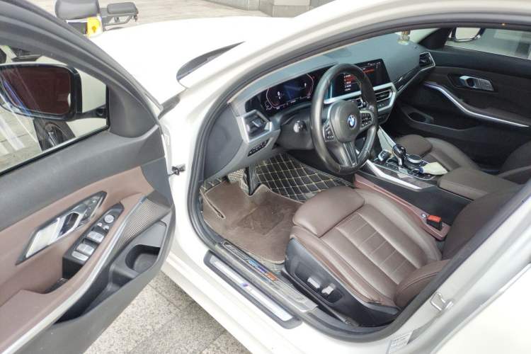Used BMW 3 Series 2020 Restyled 325Li M Sport Package Driver Seat