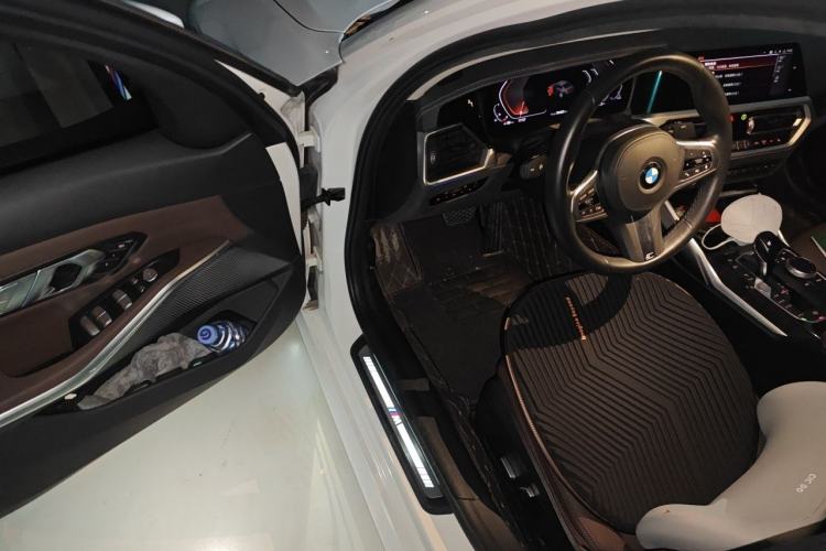 Used BMW 3 Series 2020 325Li M Sport Package Driver Seat
