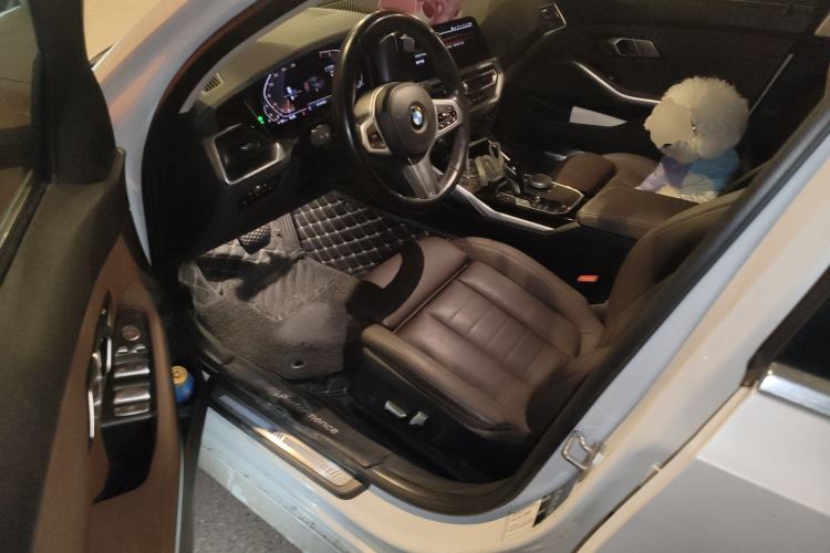 Used BMW 3 Series 2020 320Li M Sport Package Driver Seat