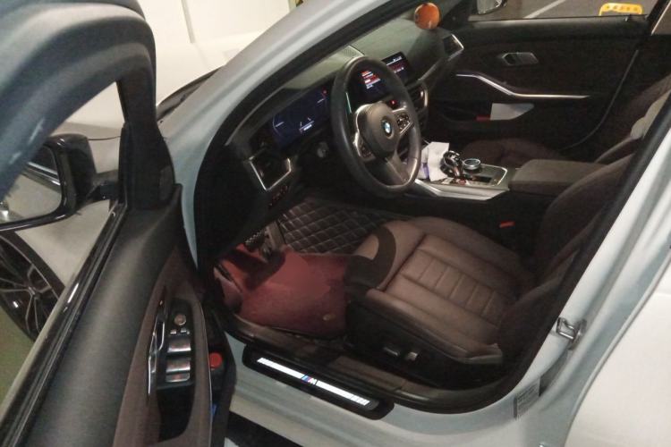 Used BMW 3 Series 2020 Restyled 325i M Sport Night Edition Package Driver Seat