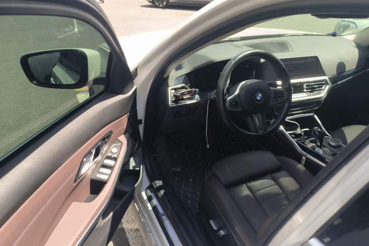 Used BMW 3 Series 2020 320Li M Sport Package Driver Seat