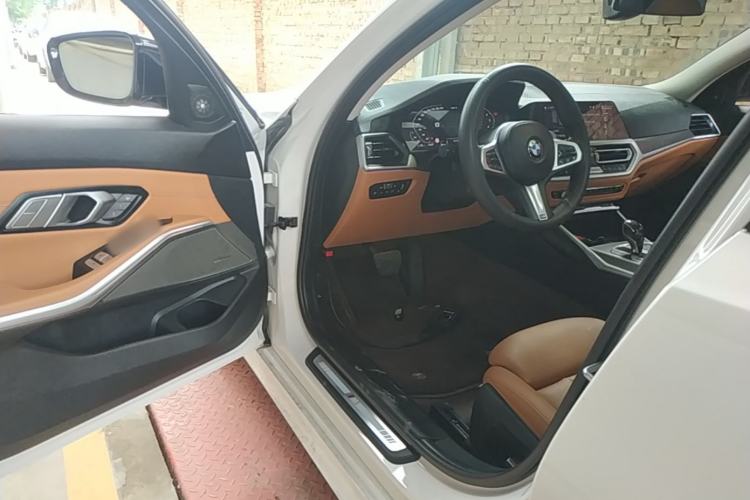 Used BMW 3 Series 2020 Facelifted 325Li M Sport Night Edition Package Driver Seat