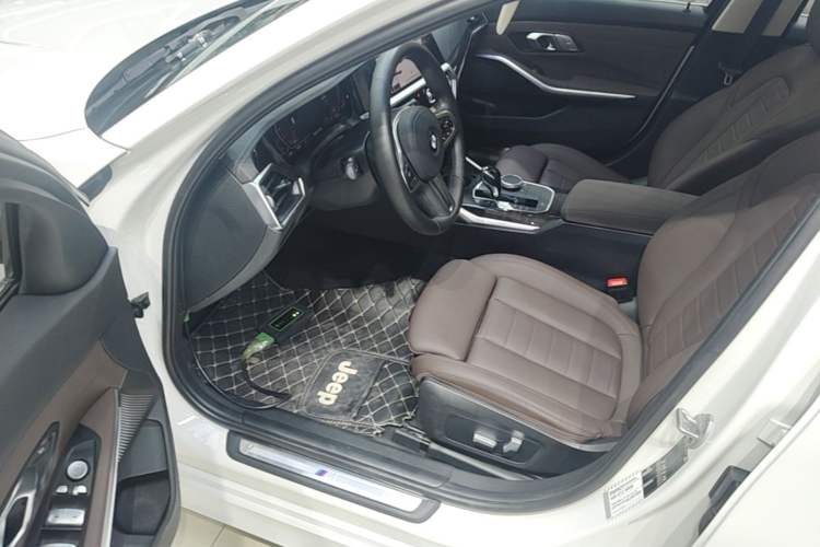 Used BMW 3 Series 2020 Restyled 325Li M Sport Package Driver Seat