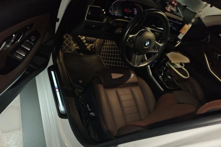 Used BMW 3 Series 2020 320Li M Sport Package Driver Seat