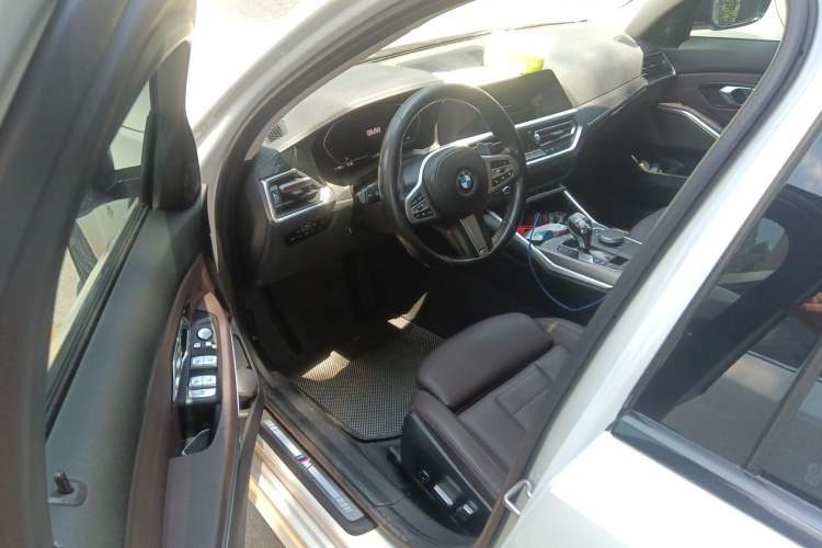 Used BMW 3 Series 2020 Facelifted 325Li M Sport Night Edition Package Driver Seat