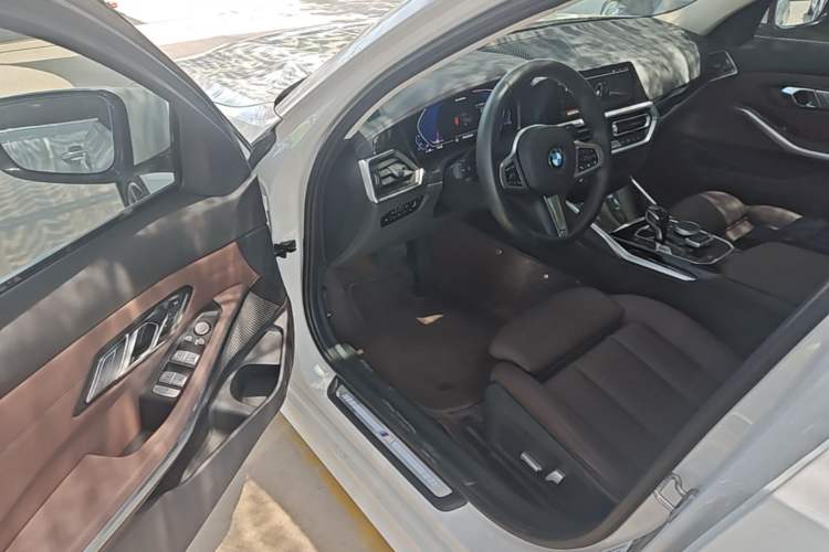 Used BMW 3 Series 2020 320Li M Sport Package Driver Seat