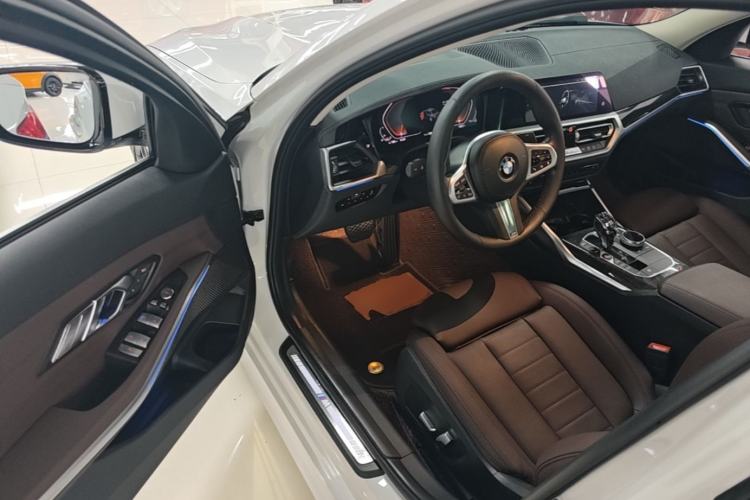 Used BMW 3 Series 2020 Restyled 325Li M Sport Package Driver Seat