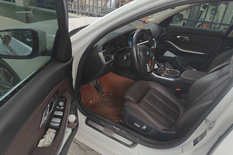 Used BMW 3 Series 2020 325Li First Edition Driver Seat