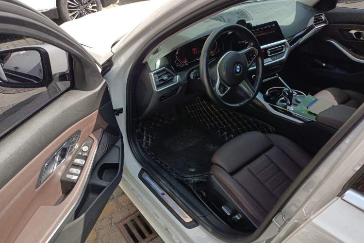 Used BMW 3 Series 2020 320Li M Sport Package Driver Seat