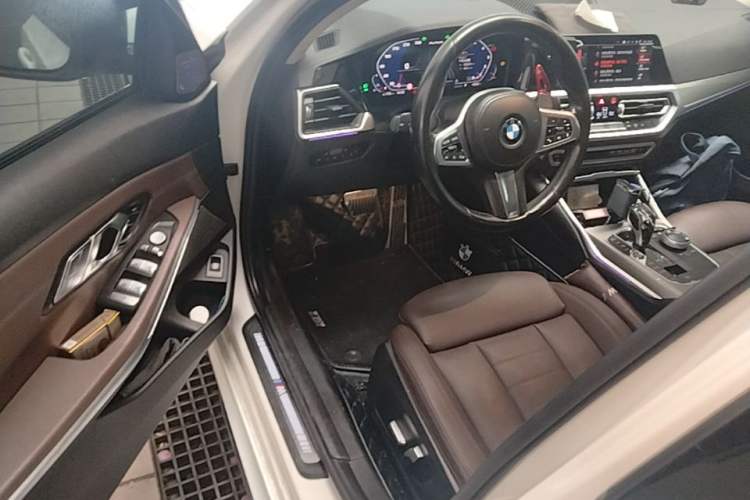 Used BMW 3 Series 2020 Facelifted 325Li M Sport Night Edition Package Driver Seat