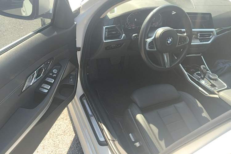 Used BMW 3 Series 2020 320Li M Sport Package Driver Seat