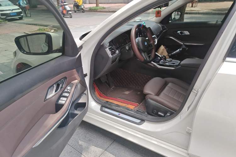 Used BMW 3 Series 2020 320Li M Sport Package Driver Seat