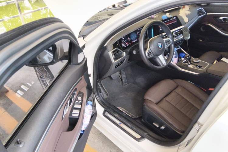 Used BMW 3 Series 2020 325i M Sport Package Driver Seat