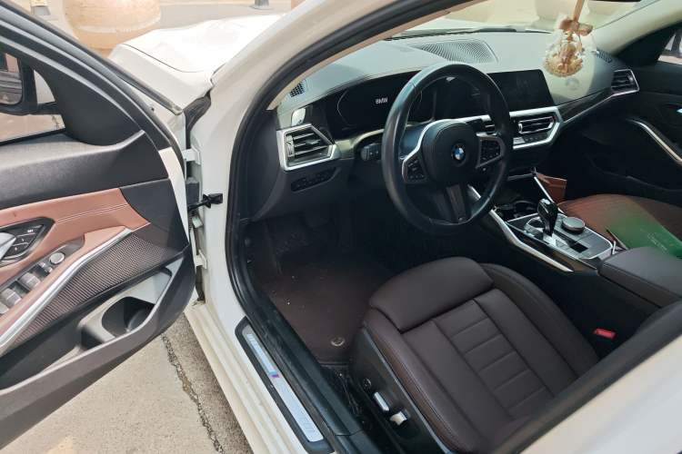 Used BMW 3 Series 2020 Facelifted 325Li xDrive M Sport Package Driver Seat