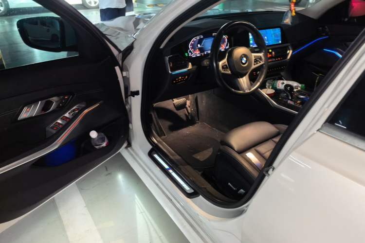 Used BMW 3 Series 2020 325Li M Sport Package Driver Seat