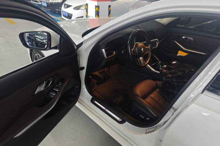 Used BMW 3 Series 2020 320Li M Sport Package Driver Seat