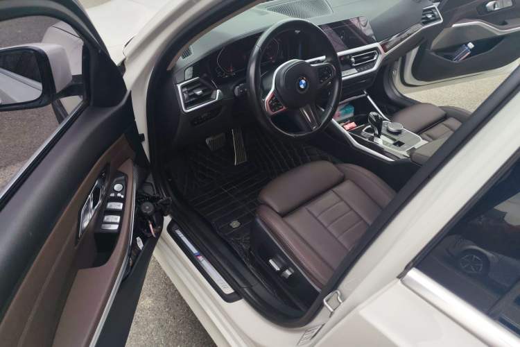 Used BMW 3 Series 2020 Restyled 325Li M Sport Package Driver Seat