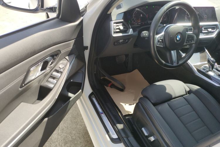 Used BMW 3 Series 2020 Restyled 325Li M Sport Package Driver Seat