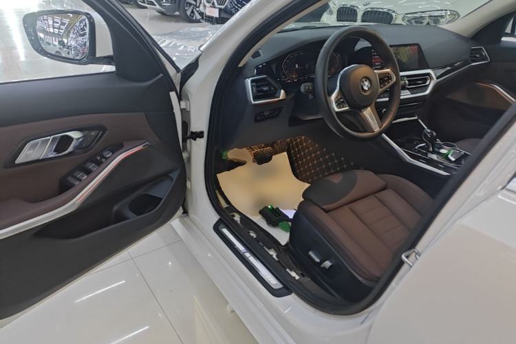 Used BMW 3 Series 2020 Restyled 325Li M Sport Package Driver Seat