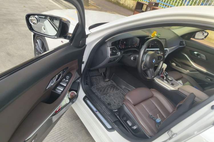 Used BMW 3 Series 2020 Facelifted 325Li M Sport Night Edition Package Driver Seat