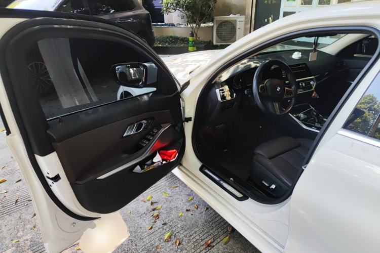 Used BMW 3 Series 2020 320Li M Sport Package Driver Seat